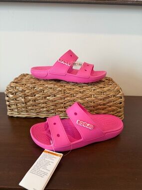 CROCS Classic Sandals Hot Pink Size 8